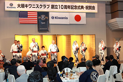 �n��10���N�L�O���Ƃ̎ʐ^1